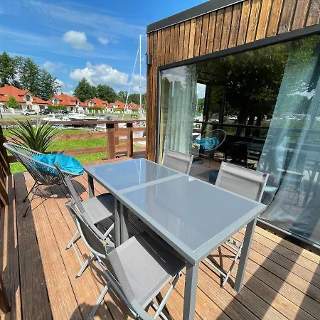 Xoxo House בית נופש גיז'יצקו